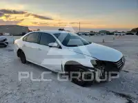 2013 Volkswagen Passat photo