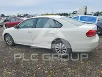 2013 Volkswagen Passat photo
