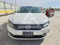 2013 Volkswagen Passat фото