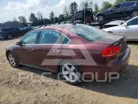 2013 Volkswagen Passat фото