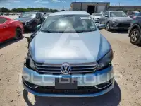2013 Volkswagen Passat фото
