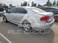 2013 Volkswagen Passat photo