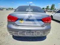 2013 Volkswagen Passat фото