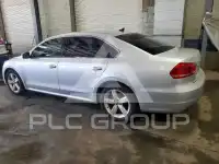 2013 Volkswagen Passat photo