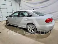 2013 Volkswagen Passat photo