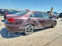 2013 Volkswagen Passat photo