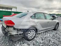 2013 Volkswagen Passat photo