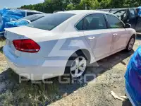 2013 Volkswagen Passat photo