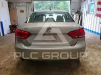 2013 Volkswagen Passat фото
