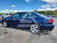 2013 Volkswagen Passat фото