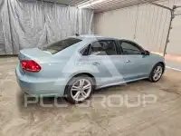 2013 Volkswagen Passat photo