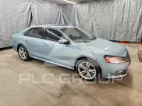 2013 Volkswagen Passat photo