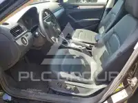 2013 Volkswagen Passat photo
