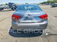 2013 Volkswagen Passat фото
