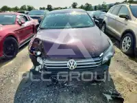 2013 Volkswagen Passat фото