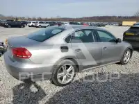 2013 Volkswagen Passat фото