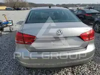 2013 Volkswagen Passat фото