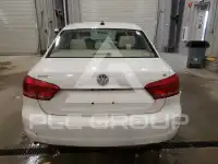 2013 Volkswagen Passat фото