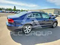2013 Volkswagen Passat фото