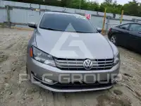 2013 Volkswagen Passat фото