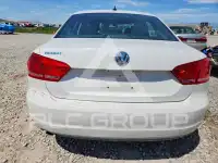 2013 Volkswagen Passat фото
