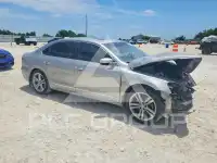 2013 Volkswagen Passat photo