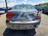 2013 Volkswagen Passat фото