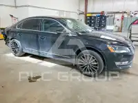 2013 Volkswagen Passat фото