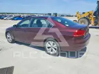 2013 Volkswagen Passat фото