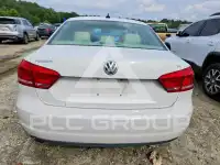 2013 Volkswagen Passat photo