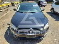 2013 Volkswagen Passat фото