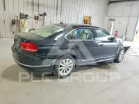 2013 Volkswagen Passat фото