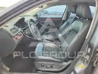 2013 Volkswagen Passat photo