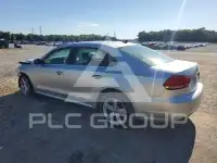 2013 Volkswagen Passat фото