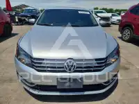 2013 Volkswagen Passat фото