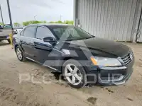 2013 Volkswagen Passat photo