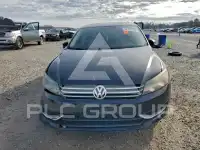 2013 Volkswagen Passat photo
