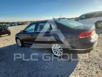 2013 Volkswagen Passat фото