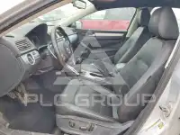 2013 Volkswagen Passat photo