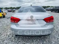 2013 Volkswagen Passat фото