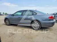 2013 Volkswagen Passat photo