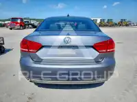 2013 Volkswagen Passat фото