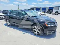 2013 Volkswagen Passat фото