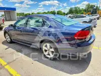 2013 Volkswagen Passat photo