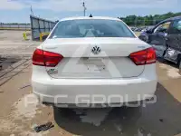 2013 Volkswagen Passat фото