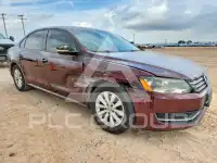 2013 Volkswagen Passat photo