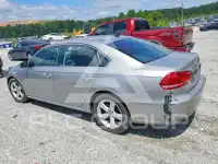 2013 Volkswagen Passat фото