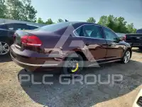 2013 Volkswagen Passat photo