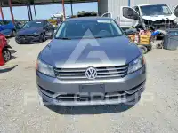 2013 Volkswagen Passat фото