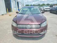 2013 Volkswagen Passat photo
